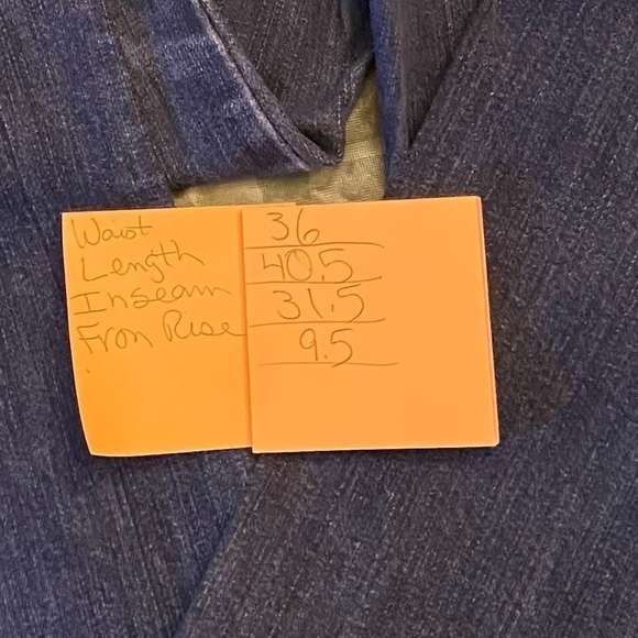 𝅺NEW York and Company size ten jeans with rivets and style. Comfy and stylish. - Picture 7 of 7